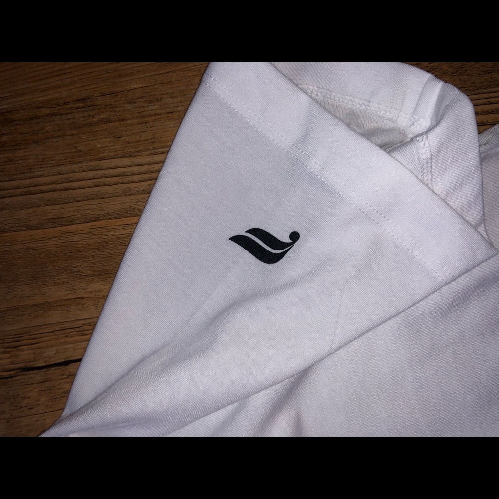 fabletics t-shirt - Picture 2 of 3